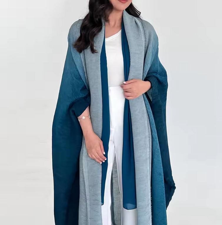 Pleated Gradient Turndown Bat Windbreak Abaya